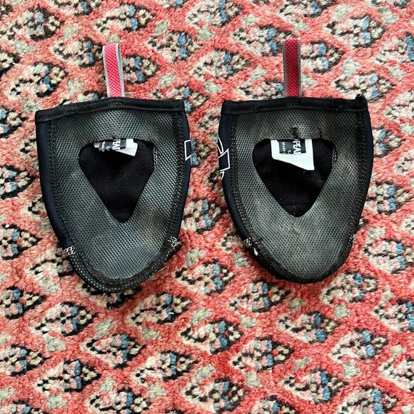 Pearl Izumi Cycling Toe Warmers (Small/Medium) - Picture 2 of 3